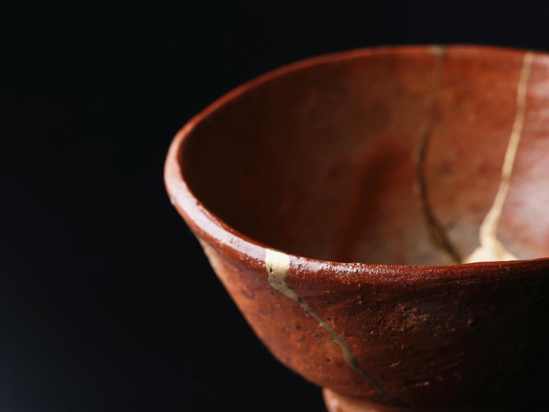 Kintsugi, the Japanese art of repairing broken pottery with gold. Photo by Aflo Images.